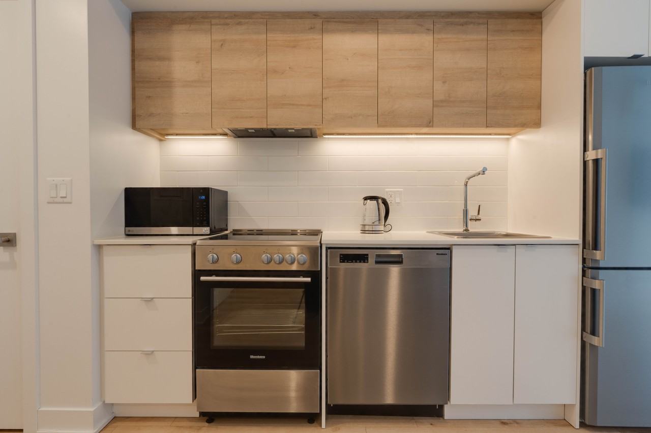 295 Rue de la Montagne #7777 - Photo 3 of 11