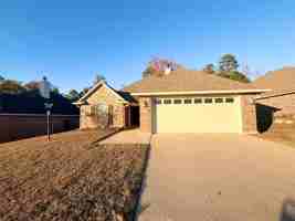 featured image of 513 Fox Cv