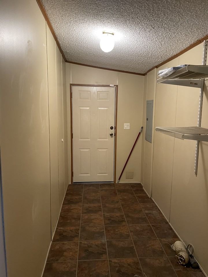 128 White Pine Blvd #62 - Photo 3 of 17