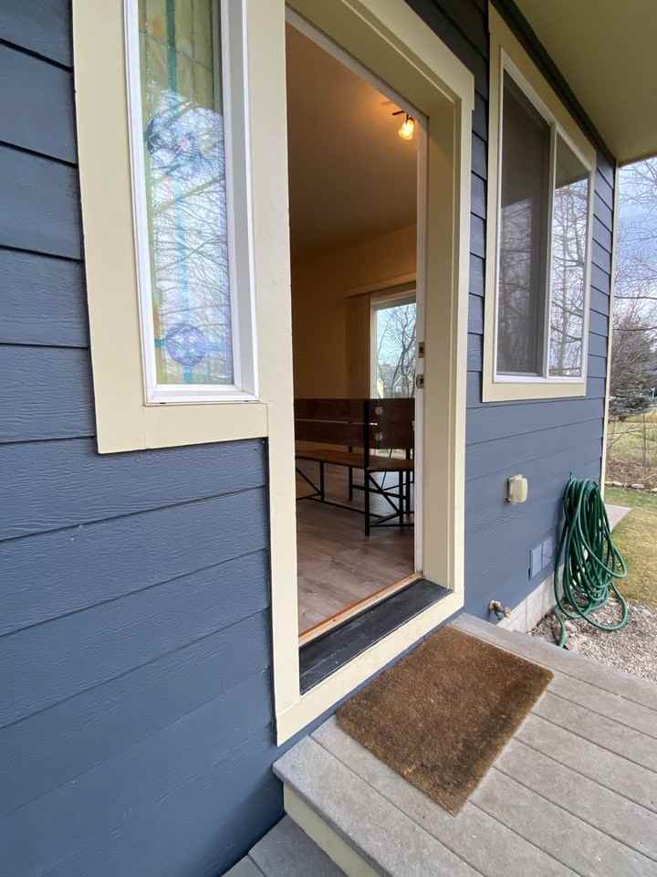 430 Forest View Dr - Photo 4 of 39