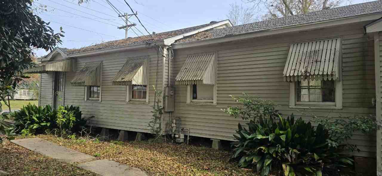 729 N State St - Photo 2 of 18