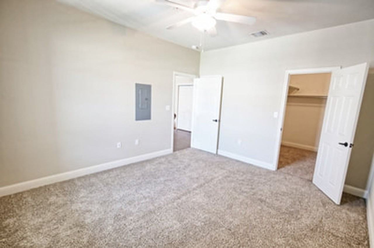 The Corridor Apartments - Photo 5 of 25