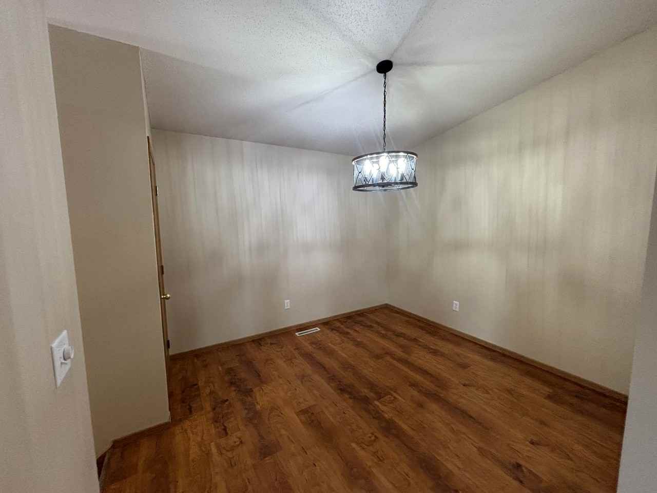 2915 Dakota Park Cir S - Photo 3 of 15