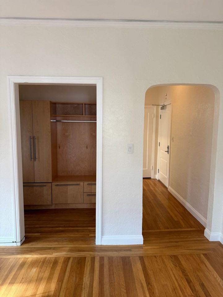 Forest St - Photo 5 of 22