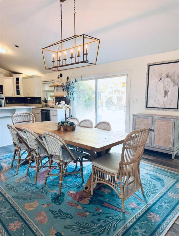 360 Betsy Rd - Photo 4 of 6