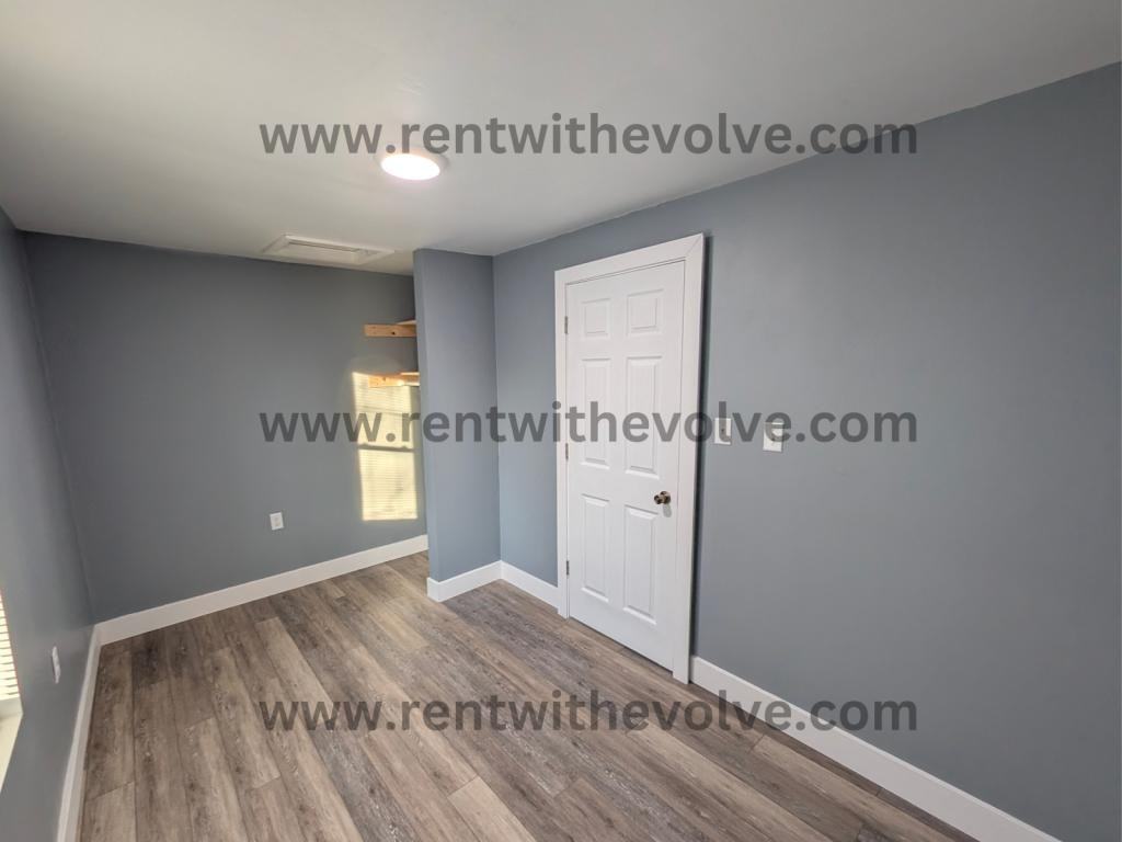 952 S Shank St - Photo 6 of 13