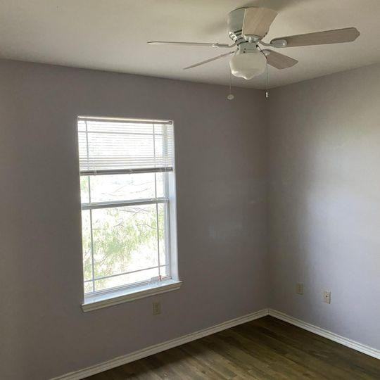 403 N 48th St - Photo 2 of 8