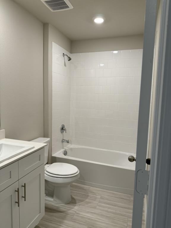 421 Blanco Dr - Photo 4 of 18