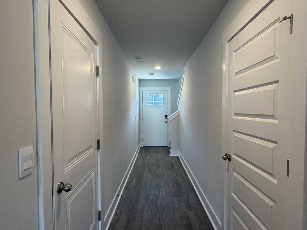 105 S Grassland Rd - Photo 2 of 20