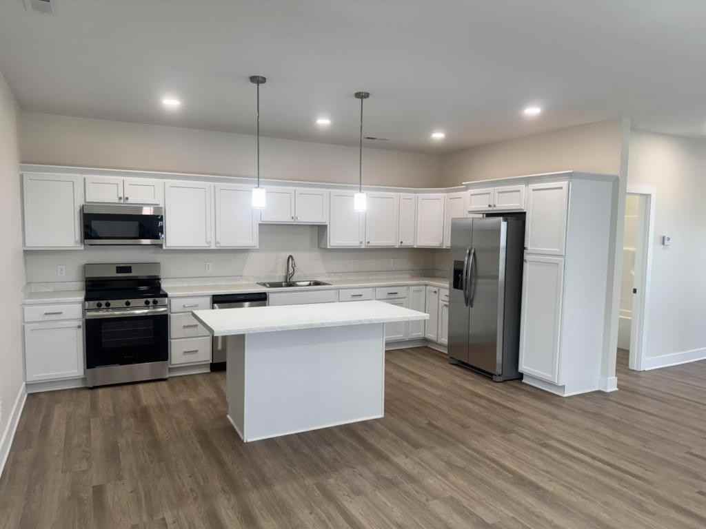 1106 Emerald Cove Drive, Clear Lake, IA 50428 - Photo 5 of 13