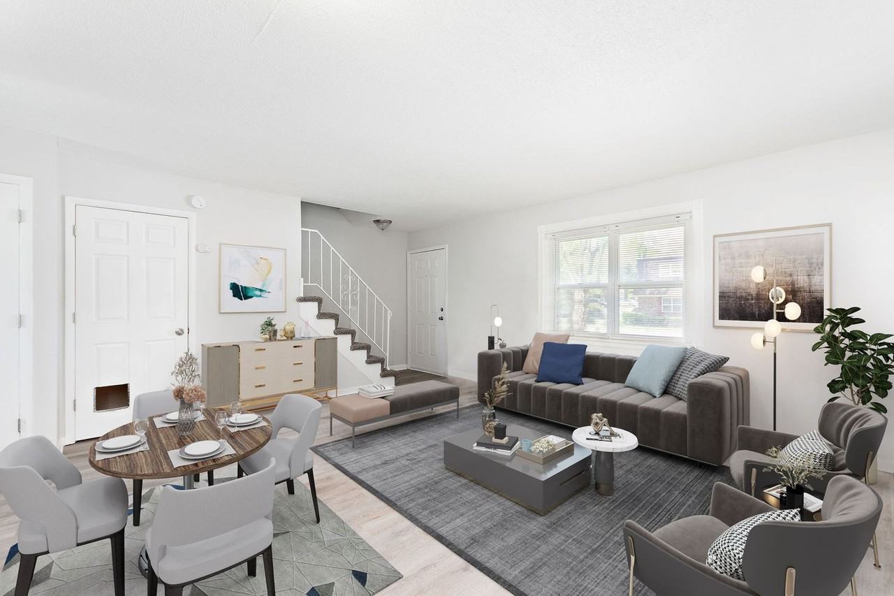 217 E Washington St - Photo 2 of 18