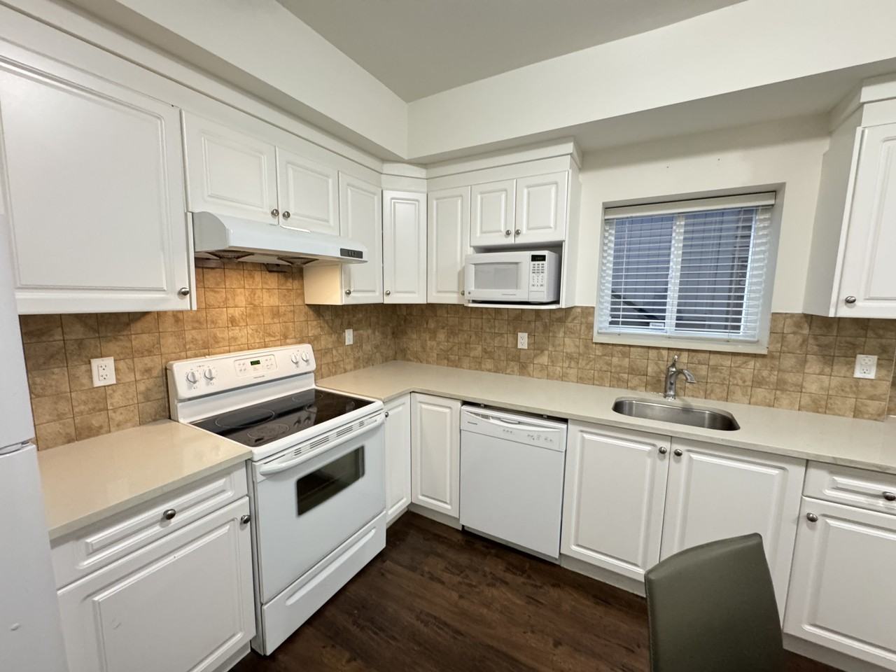 3523 Princeton Avenue - Photo 2 of 12