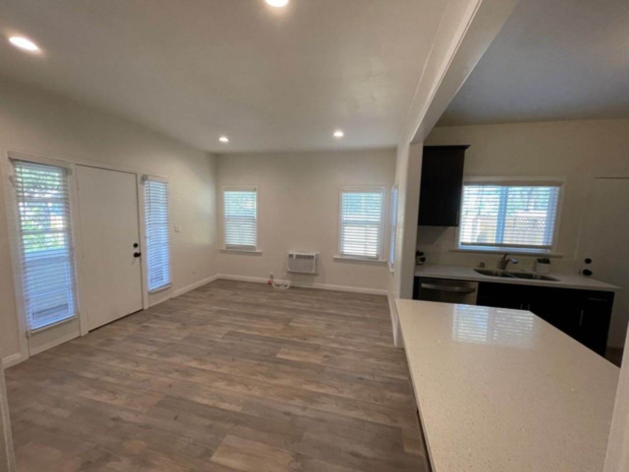 524 Lincoln Ave. - Photo 4 of 24