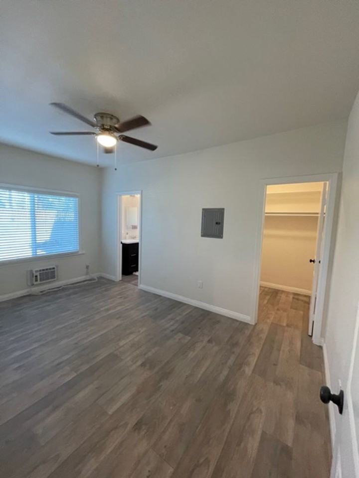 524 Lincoln Ave. - Photo 7 of 24