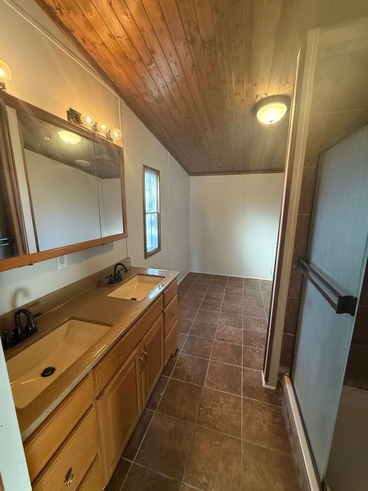 4213 Springdale Rd - Photo 2 of 10