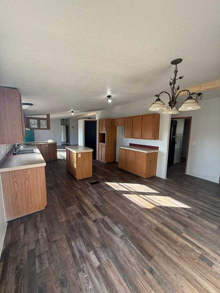 4213 Springdale Rd - Photo 6 of 10