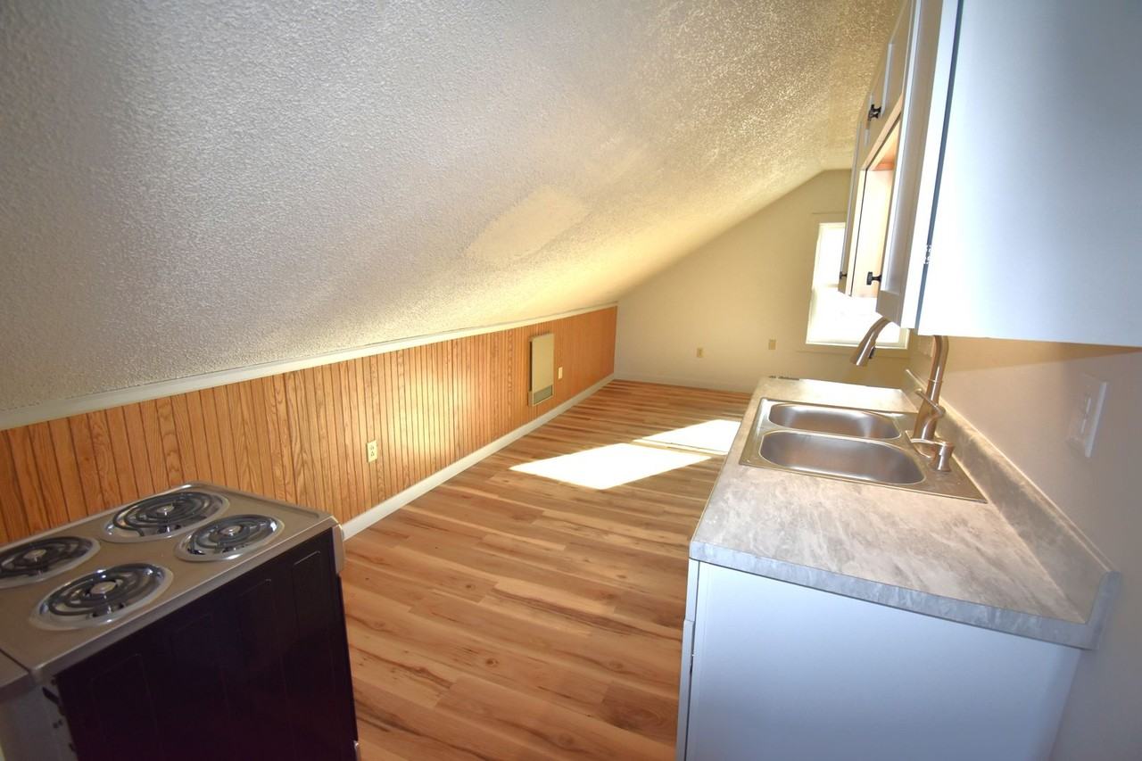 94 Rag Valley Rd - Photo 6 of 22