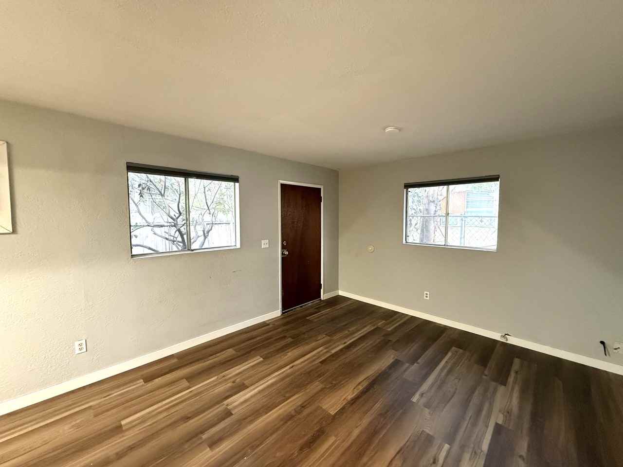 1548 Elm St #B - Photo 2 of 9