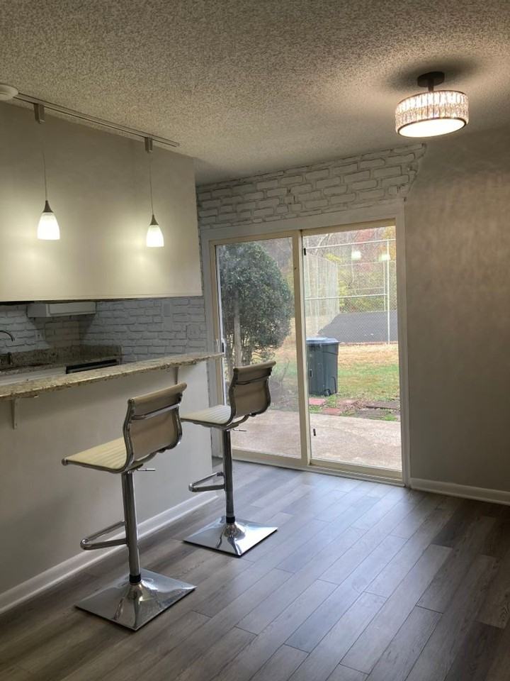 210 Hickory Ter #54 - Photo 3 of 15