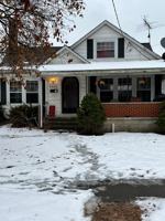 featured image of 2483 La Salle Ave