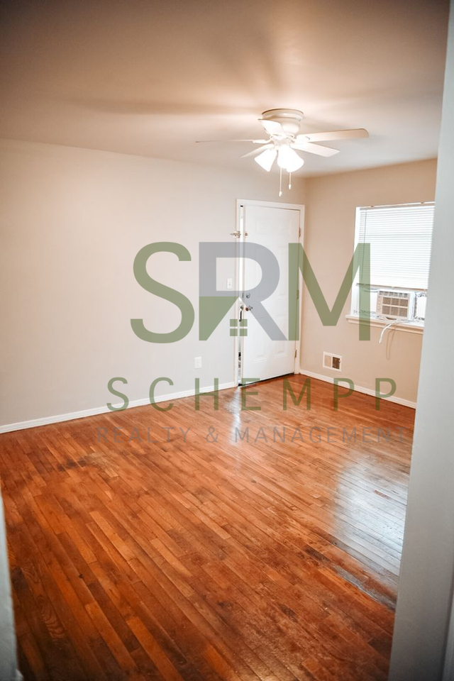 4700 Walnut Grove Ave - Photo 4 of 14