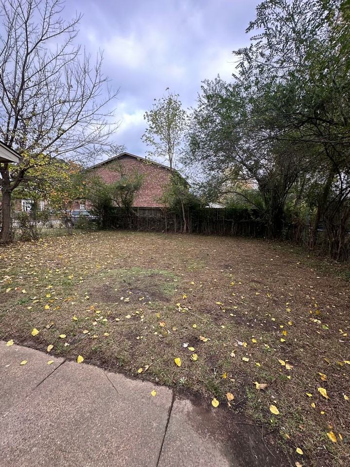 3772 Hyacinth Dr - Photo 3 of 24