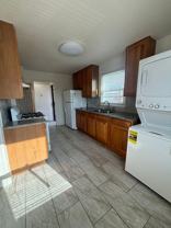 6614 Bancroft Ave - Photo 1 of 1