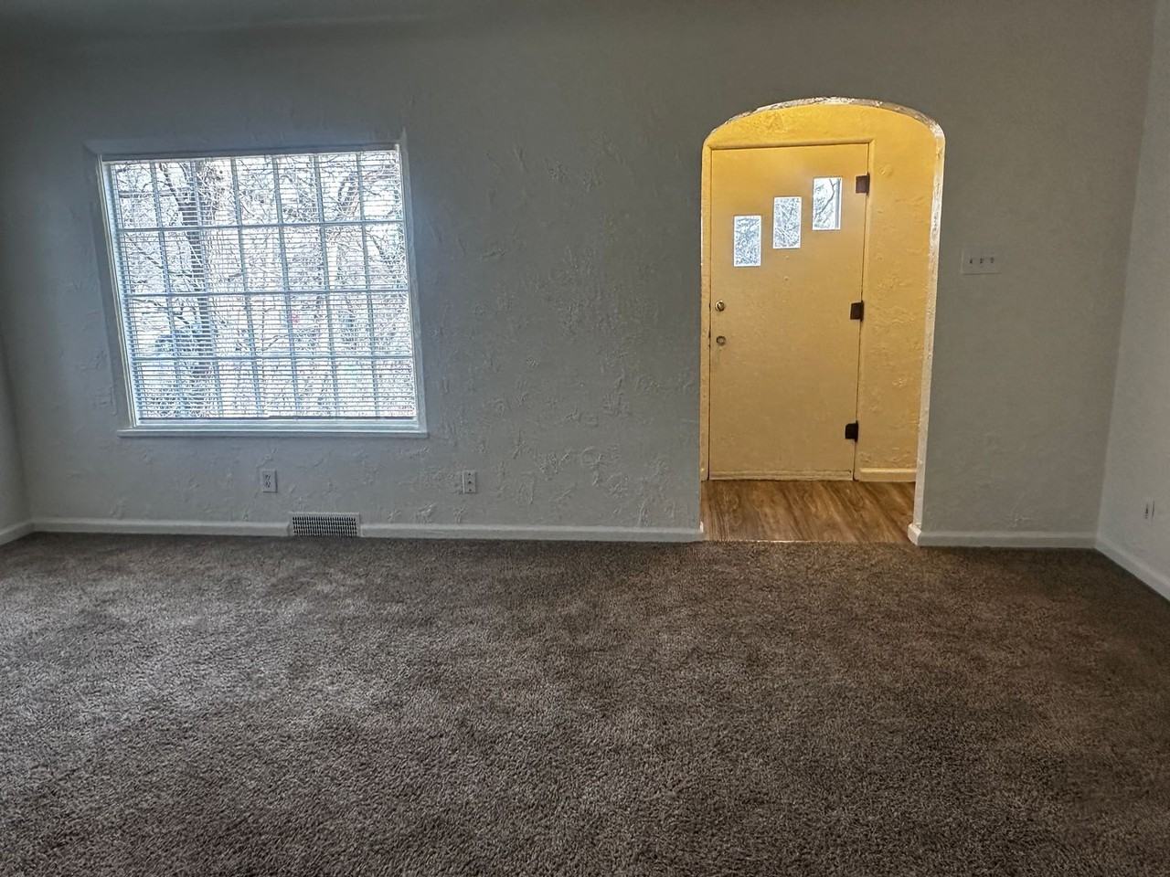 1809 10th Avenue - Photo 7 of 40