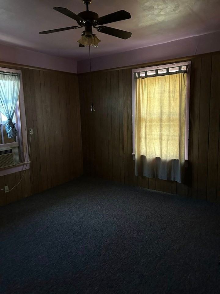 1502 Camille St - Photo 2 of 5