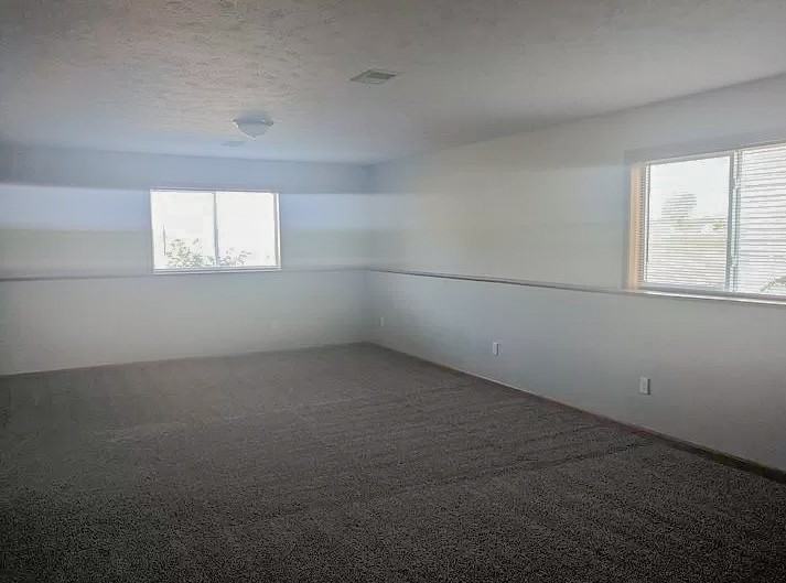 4455 136th Ave - Photo 3 of 6