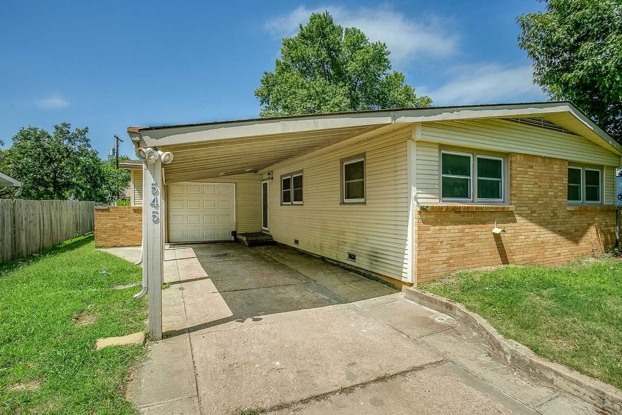 545 S Riverview Ave - Photo 3 of 26