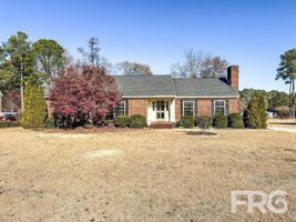 featured image of 207 Woodbine St