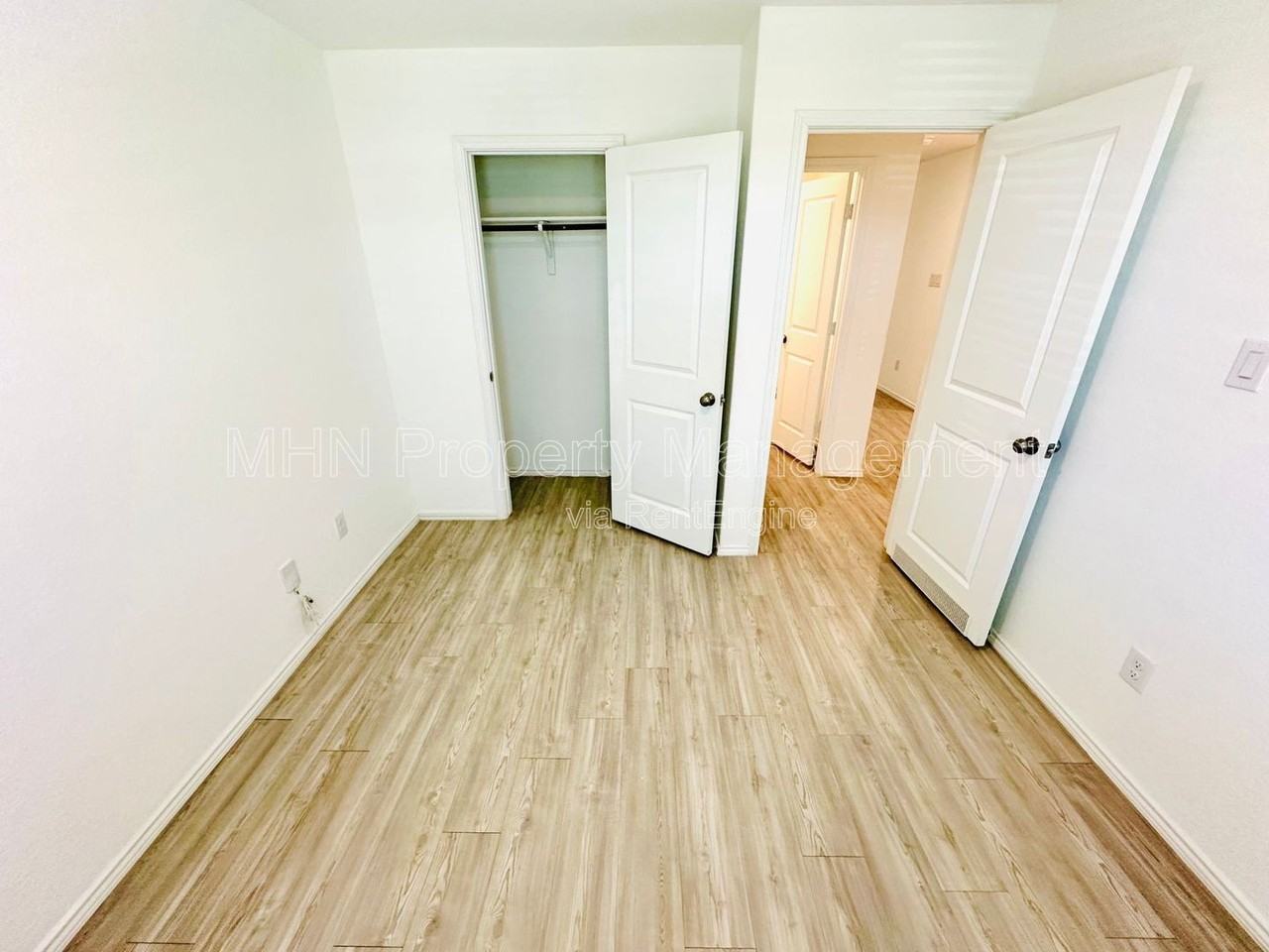 13023 Rosemary Cv - Photo 7 of 15