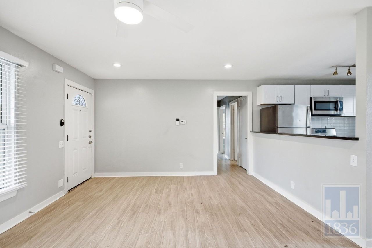 5308 Overbrook Dr - Photo 3 of 46