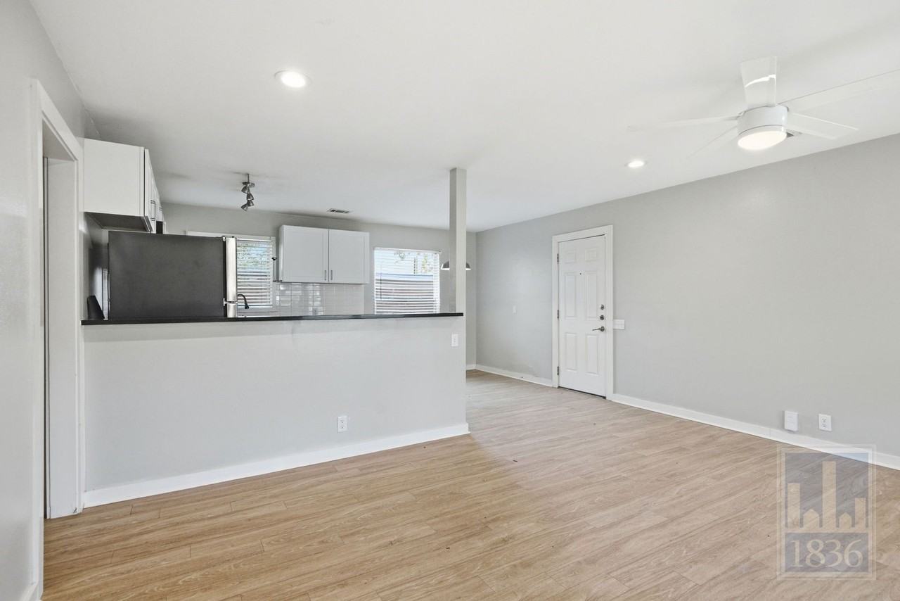 5308 Overbrook Dr - Photo 4 of 46