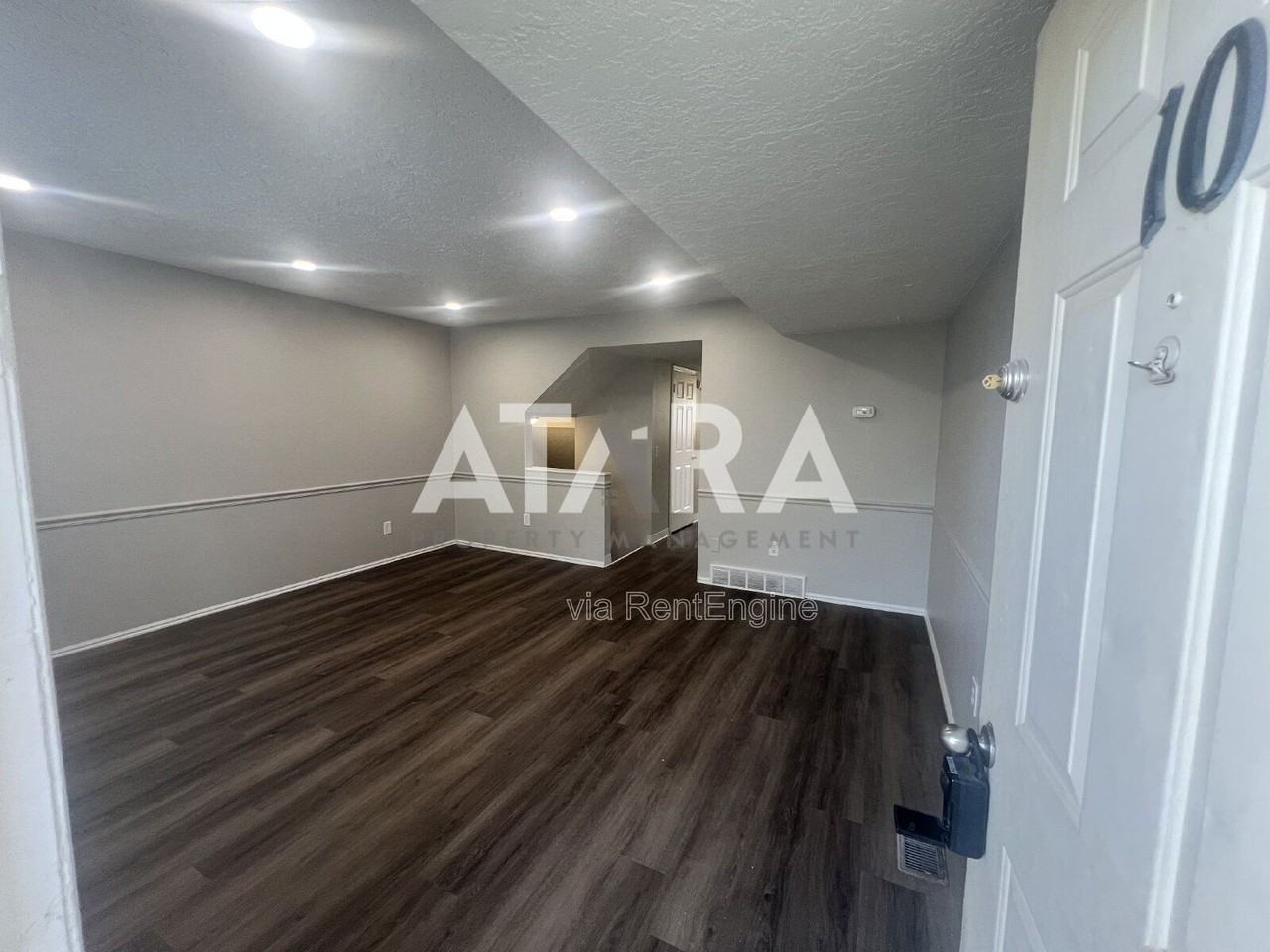 4247 S Highway 89 #10 - Photo 3 of 28