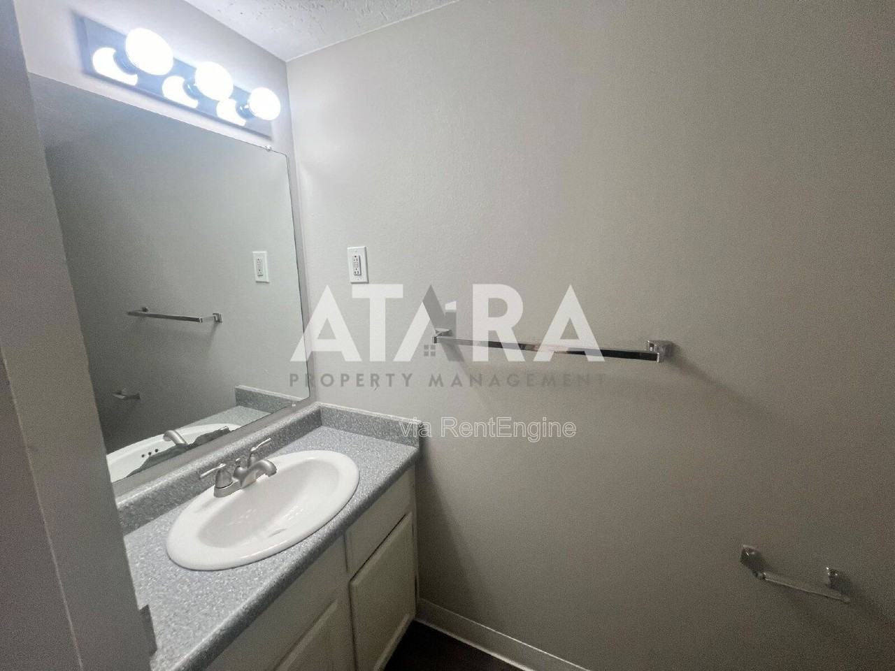 4247 S Highway 89 #10 - Photo 7 of 28