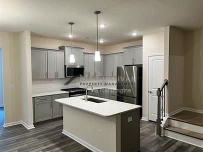 1175 Citadel Ave - Photo 6 of 39