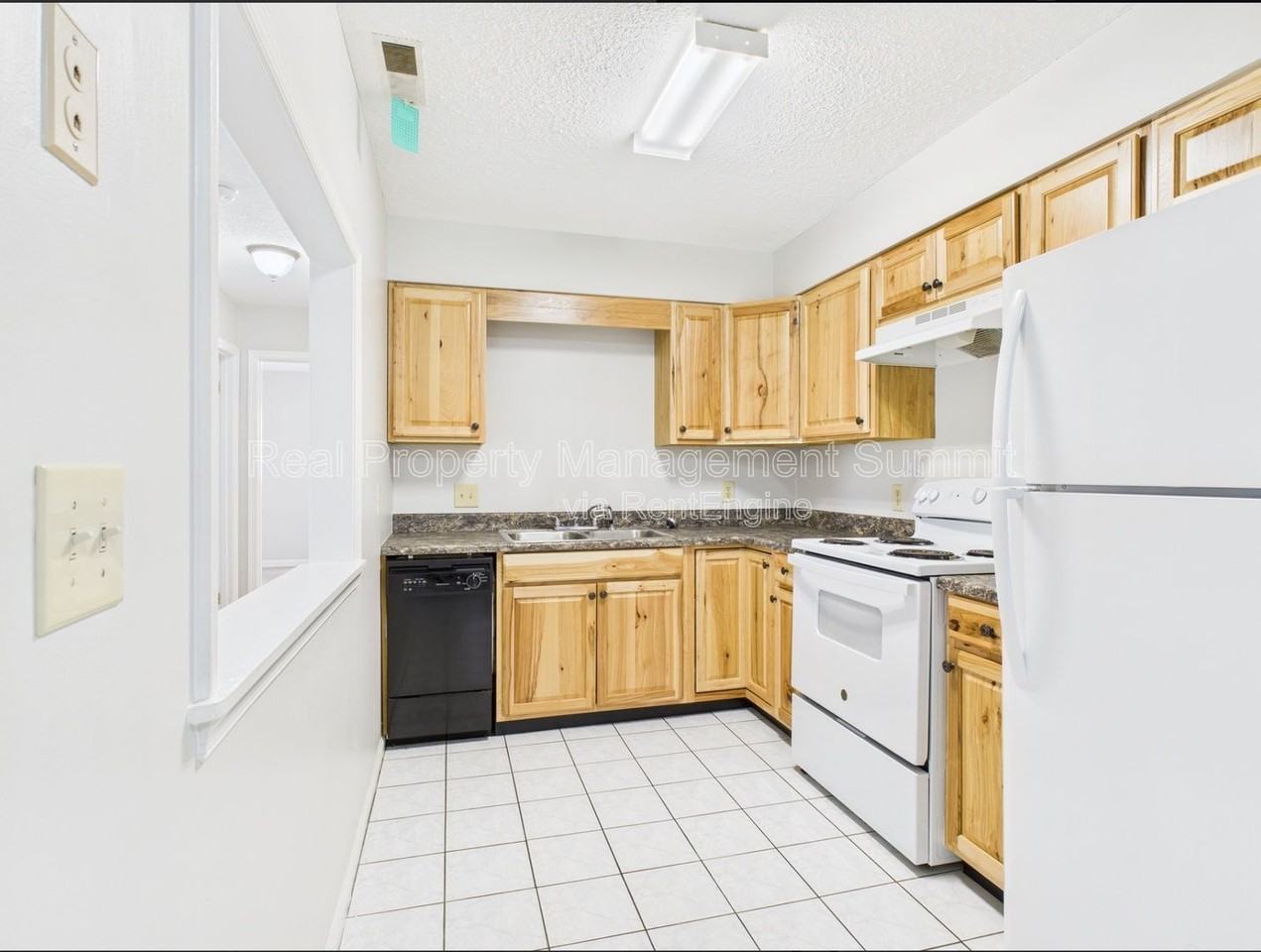 325 Campbell St #A3 - Photo 2 of 20