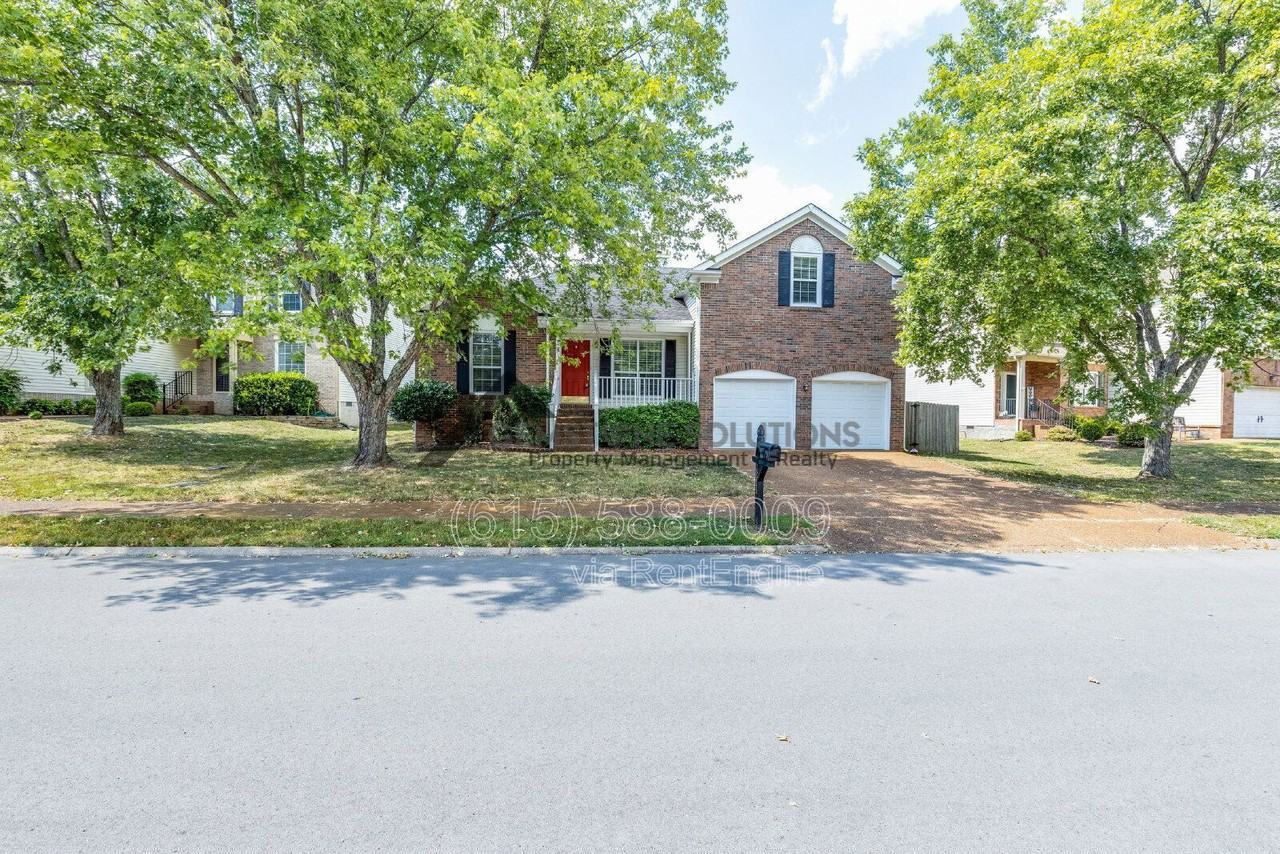 2214 Falcon Creek Dr - Photo 2 of 45