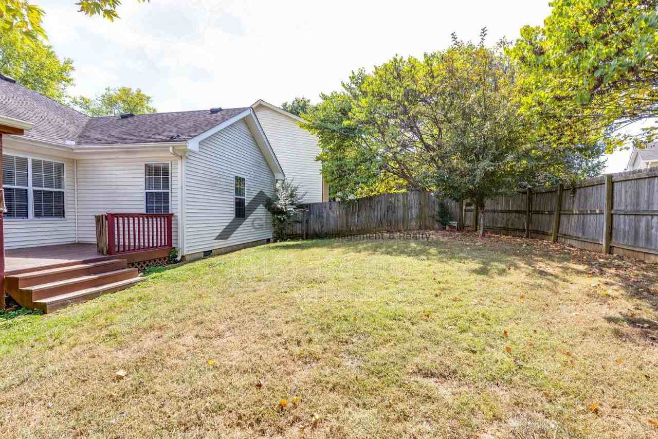 2214 Falcon Creek Dr - Photo 4 of 45