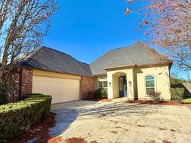 10721 Hillmont Ave - Photo 1 of 1