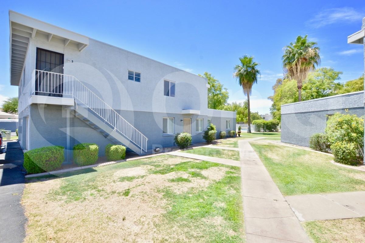 2629 W Ocotillo Rd #2 - Photo 7 of 40