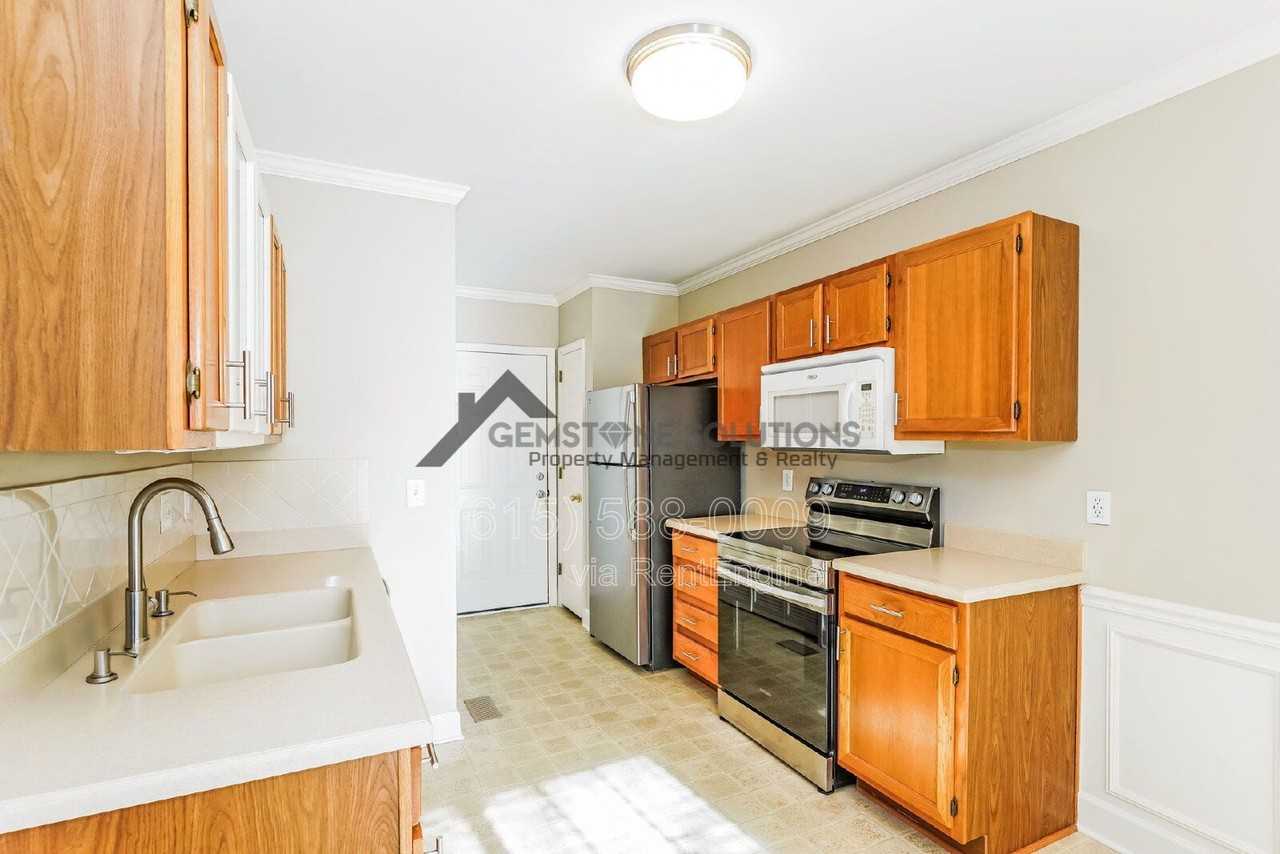 306 Crooked Oak Ct - Photo 7 of 27