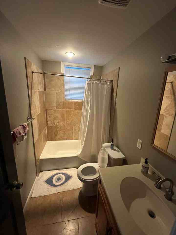 192 Alleghany St - Photo 7 of 17