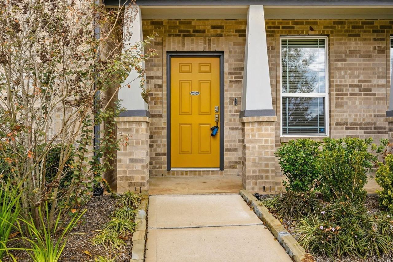 8038 Scanlan Trce - Photo 2 of 25