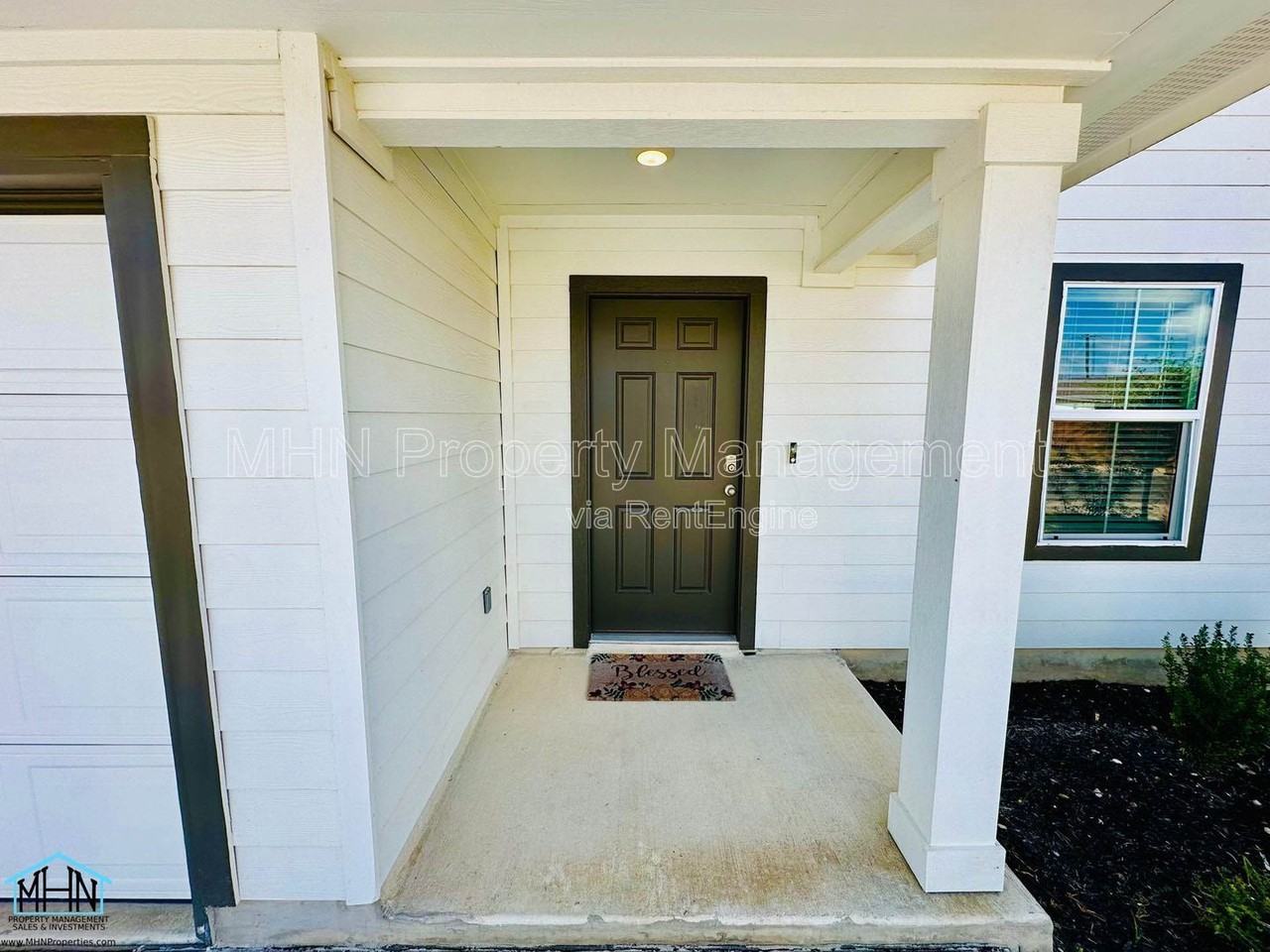 14415 Navidad Pike - Photo 3 of 19