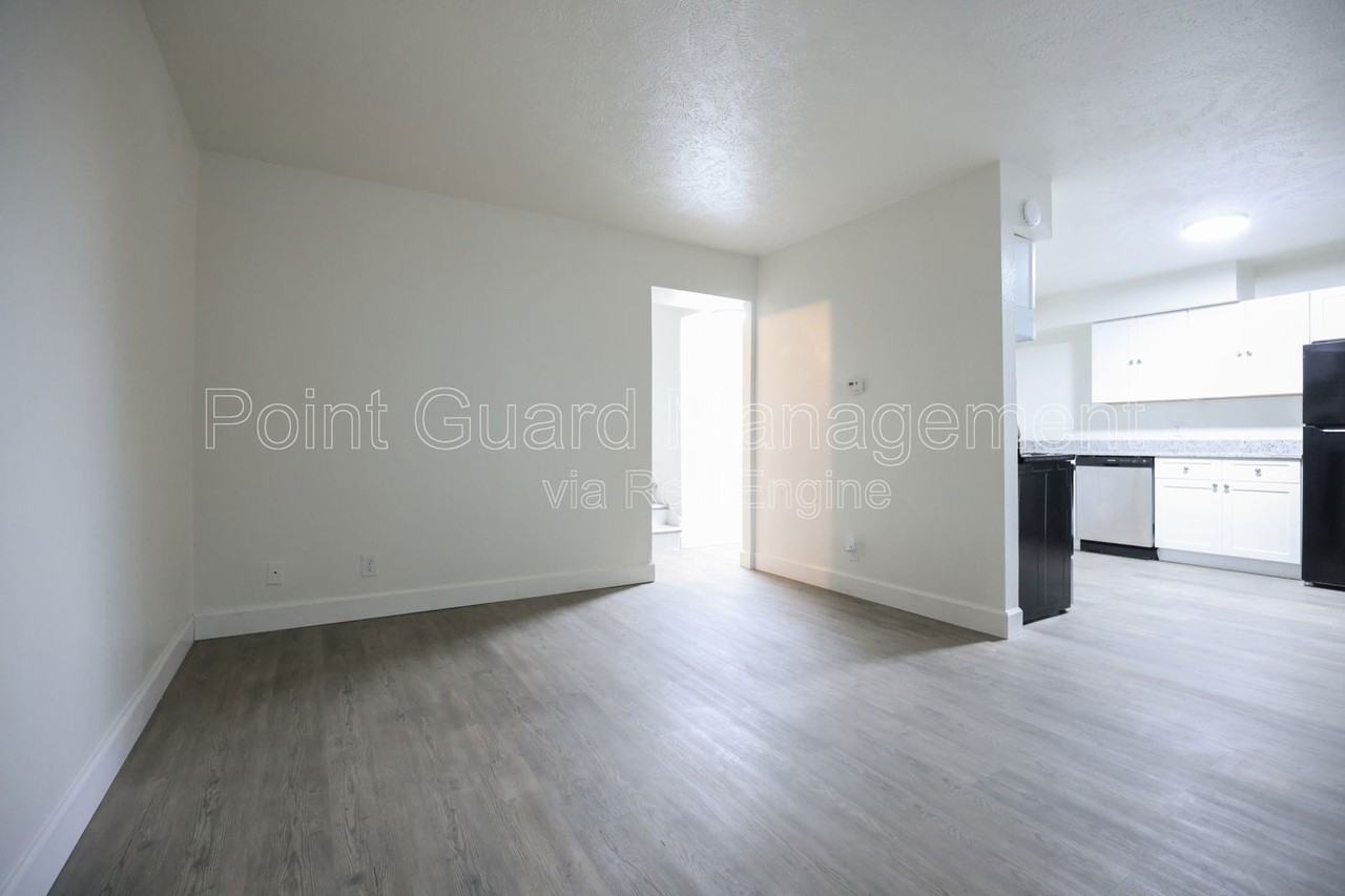 3034 S 68th Ct - Photo 2 of 23