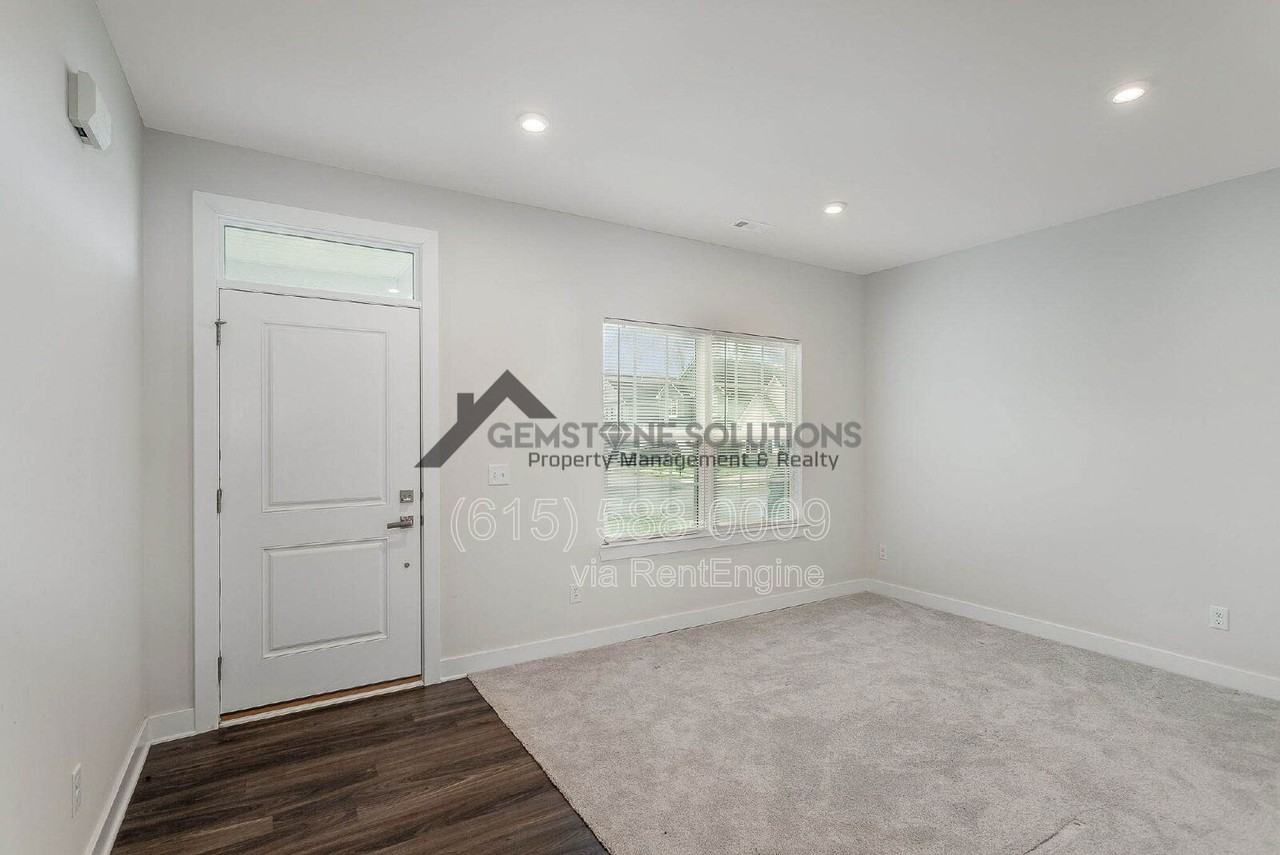 3301 Somerset Ln - Photo 5 of 25