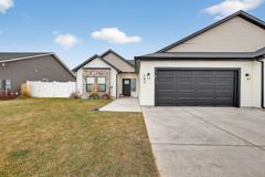 585 S Idaho Ave - Photo 1 of 1